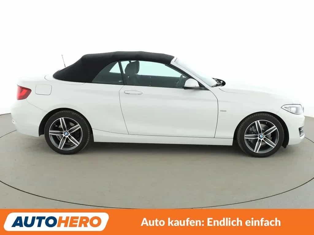 BMW 2 Series 220i Sport Line Aut.*NAVI*BI-XENON*TEMPO*PDC 08/2016-photo-6