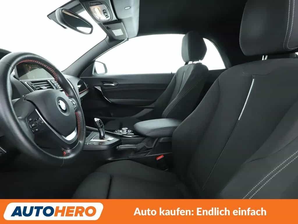 BMW 2 Series 220i Sport Line Aut.*NAVI*BI-XENON*TEMPO*PDC 08/2016-photo-9