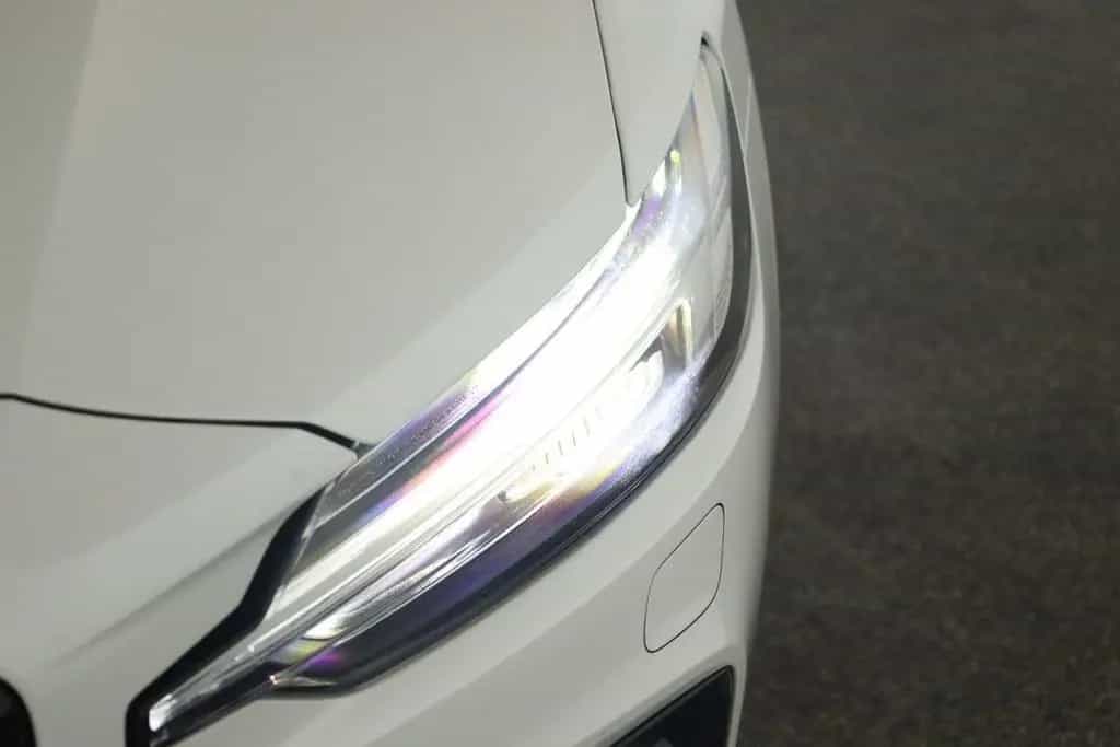 Volvo S60 B4 R-Design LED HarmanK Pilot KeyGo STHZ 360 01/2022-photo-10