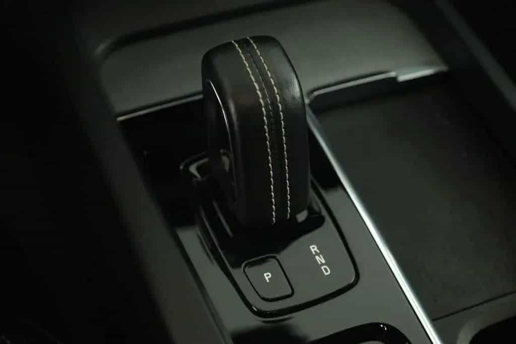 Volvo S60 B4 R-Design LED HarmanK Pilot KeyGo STHZ 360 01/2022-photo-18