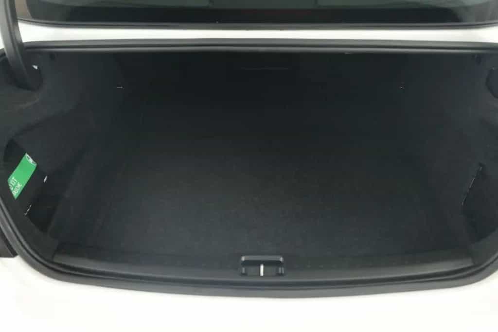 Volvo S60 B4 R-Design LED HarmanK Pilot KeyGo STHZ 360 01/2022-photo-8