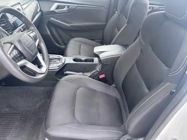 Isuzu D-Max LS DOKA AHK ROLLO A.W mit 200PS 05/2022-photo-6