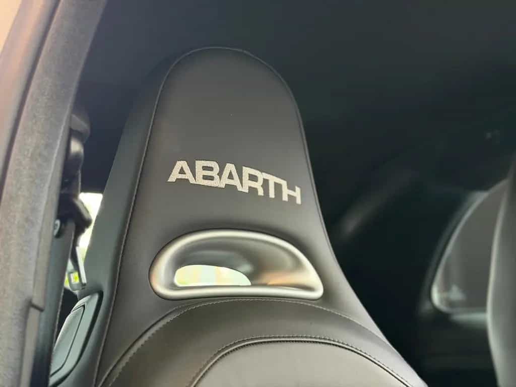Abarth 695C Turismo BEATS KLIMA NAV 11/2023-photo-9