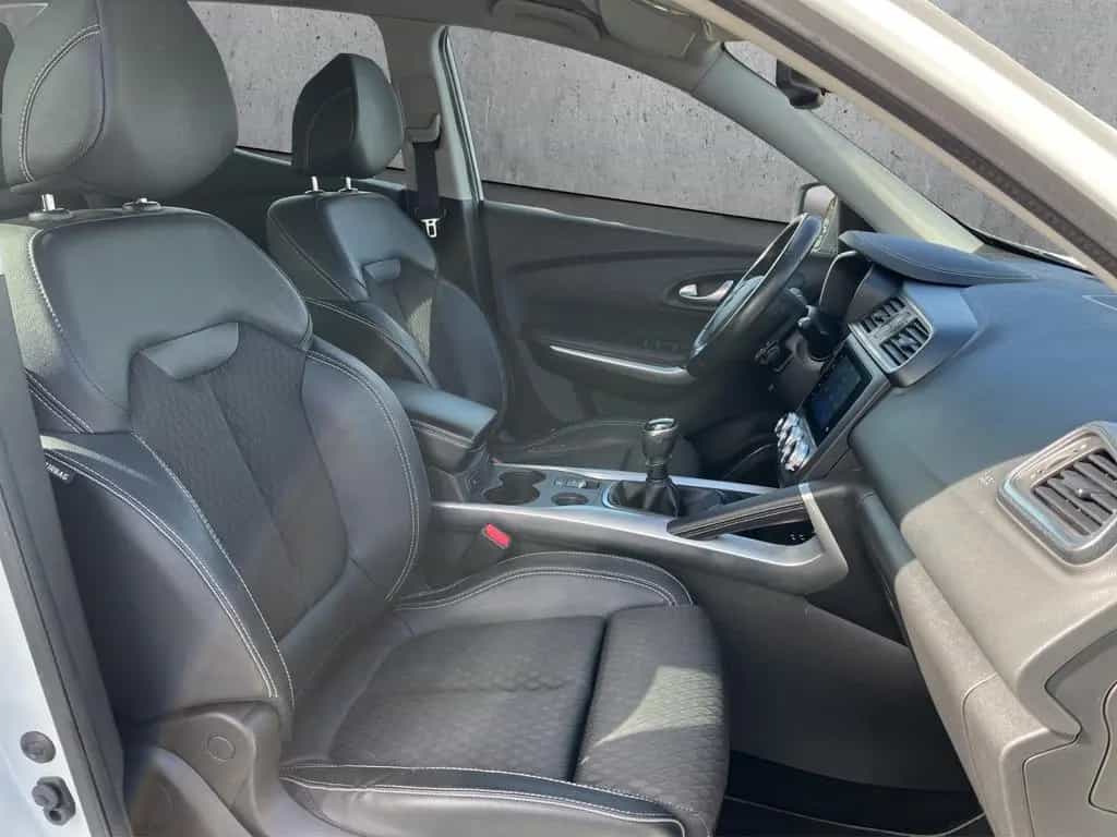 Renault Kadjar Bose Edition KAMERA/LED/KLIMAA/NAVI/PDC 03/2019-photo-15