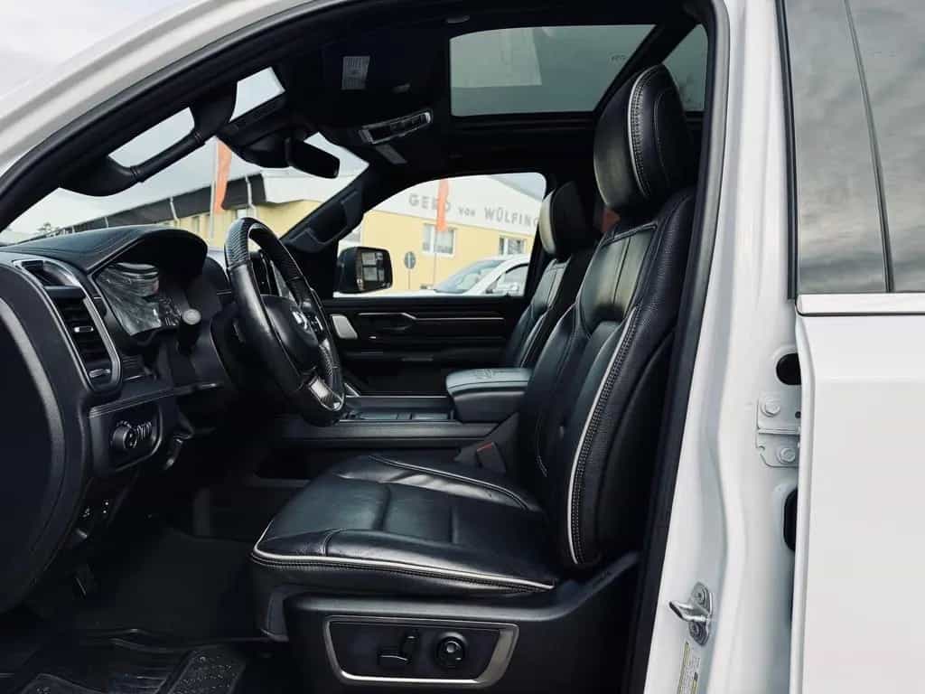 Dodge RAM LIMITED*LUFT*LONG-BED*PANO*AHK*4X4*NAVI*PDC*VOLL 12/2019-photo-31