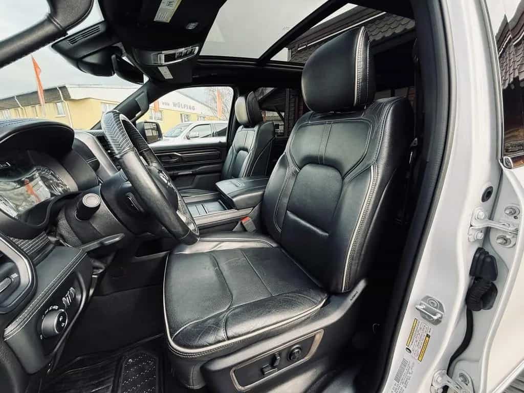 Dodge RAM LIMITED*LUFT*LONG-BED*PANO*AHK*4X4*NAVI*PDC*VOLL 12/2019-photo-33