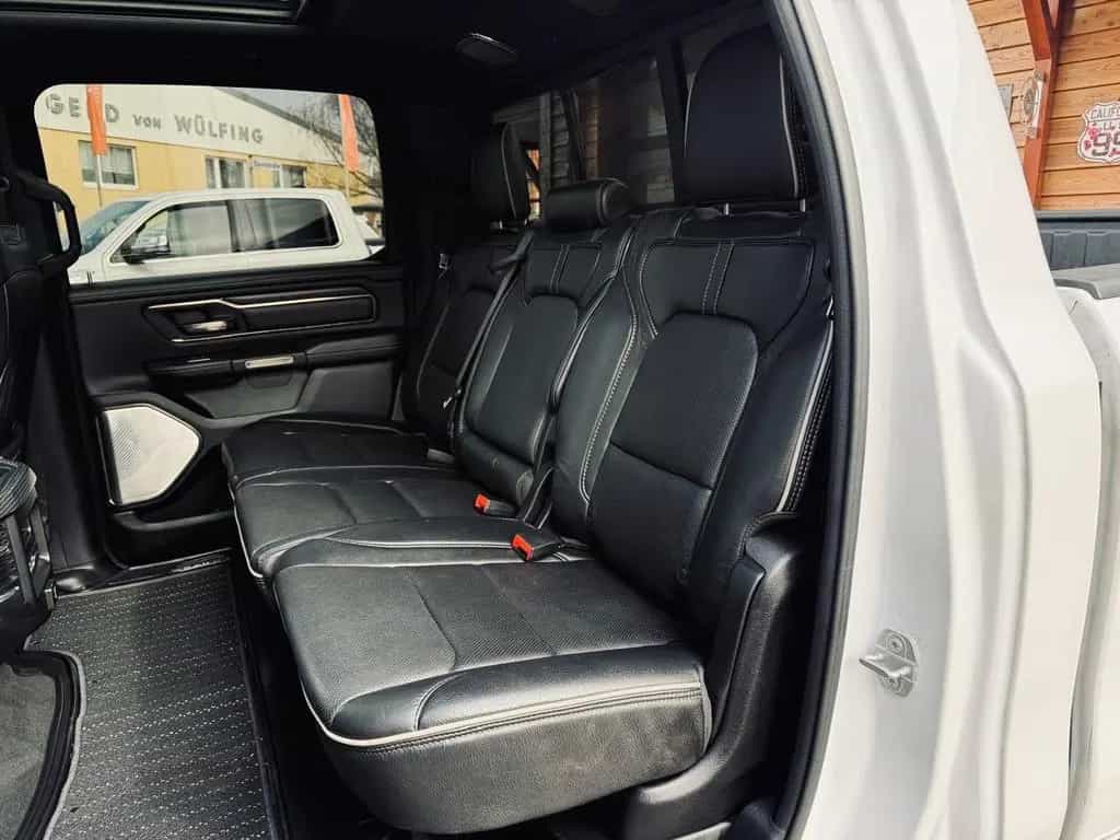 Dodge RAM LIMITED*LUFT*LONG-BED*PANO*AHK*4X4*NAVI*PDC*VOLL 12/2019-photo-34