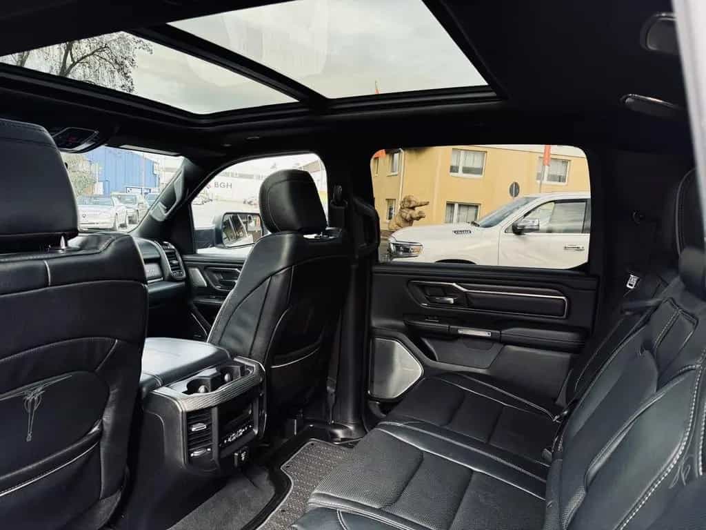 Dodge RAM LIMITED*LUFT*LONG-BED*PANO*AHK*4X4*NAVI*PDC*VOLL 12/2019-photo-35