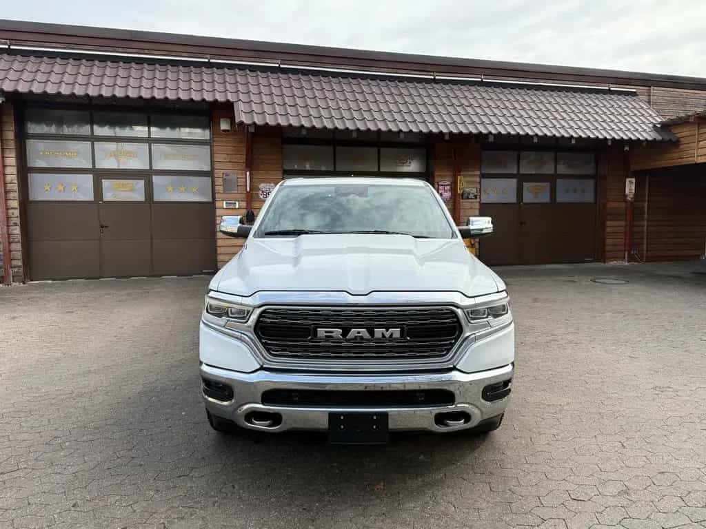 Dodge RAM LIMITED*LUFT*LONG-BED*PANO*AHK*4X4*NAVI*PDC*VOLL 12/2019-photo-7