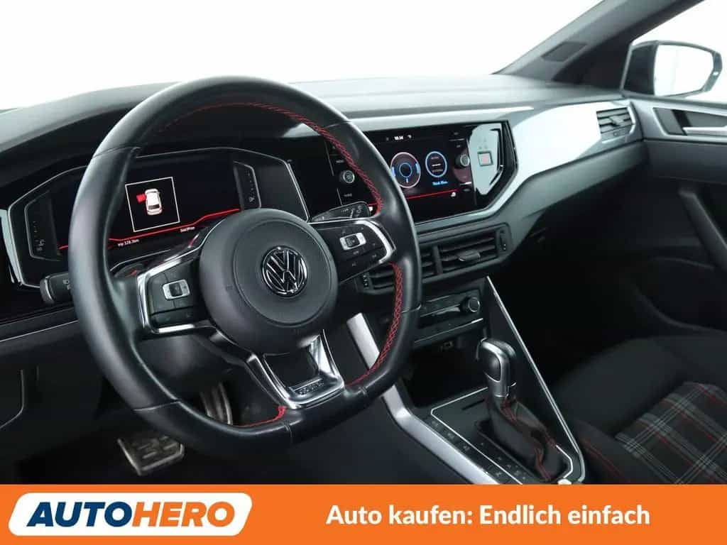Volkswagen Polo 2.0 TSI GTI Aut.*NAVI*LED*PDC*ACC*SHZ*KLIMA 04/2019-photo-10