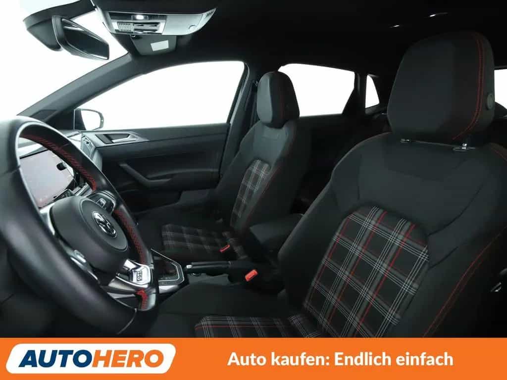 Volkswagen Polo 2.0 TSI GTI Aut.*NAVI*LED*PDC*ACC*SHZ*KLIMA 04/2019-photo-9