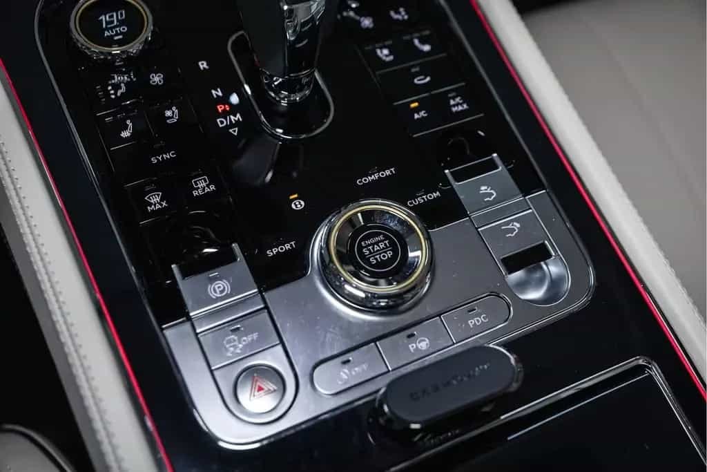Bentley Continental GT V8 |Touring|Comfort Seat|Rotating 09/2021-photo-23