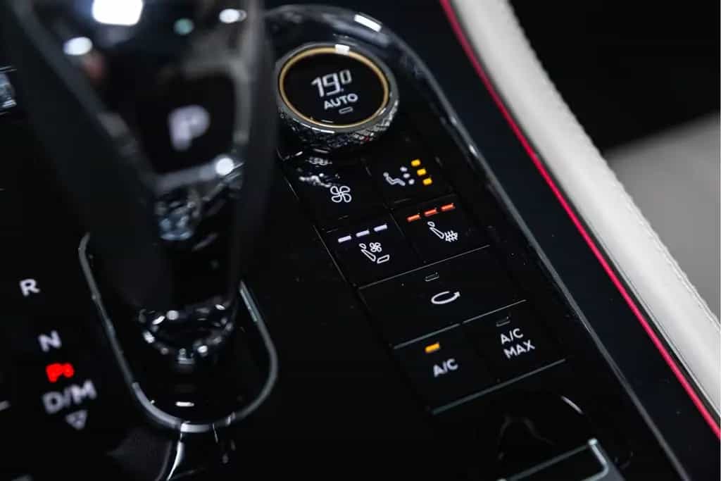 Bentley Continental GT V8 |Touring|Comfort Seat|Rotating 09/2021-photo-24