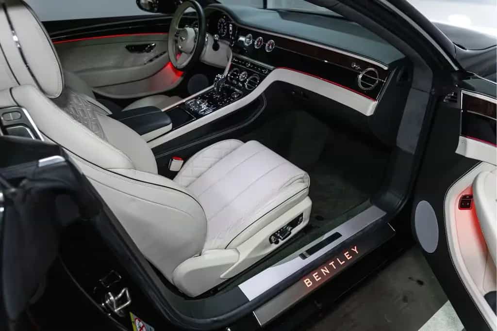 Bentley Continental GT V8 |Touring|Comfort Seat|Rotating 09/2021-photo-28