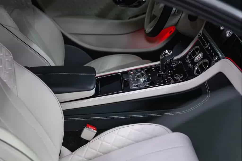 Bentley Continental GT V8 |Touring|Comfort Seat|Rotating 09/2021-photo-29