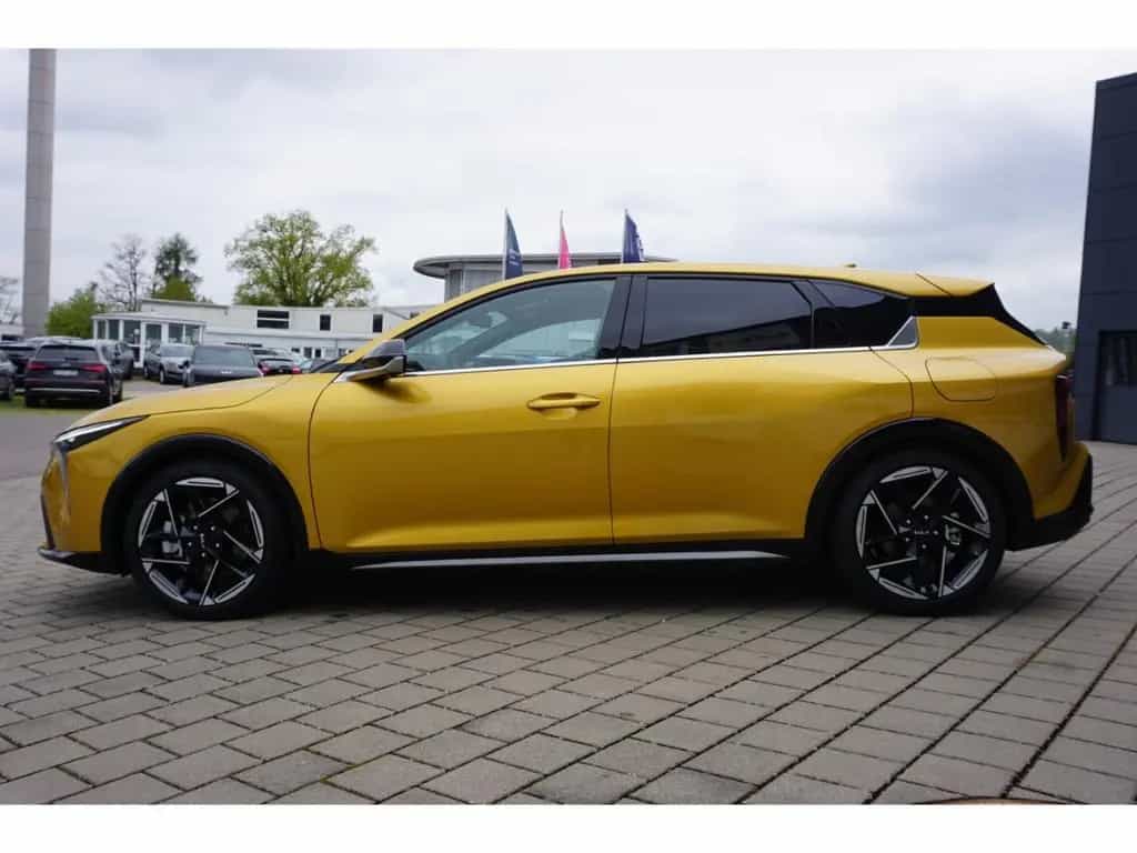 Kia K4 1.6T 180 GT Line DCT7 HuD LED Navi 360 h/k 18 03/2026-photo-2
