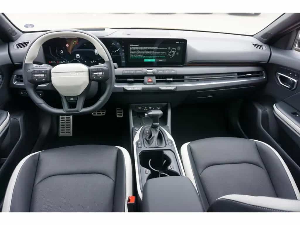 Kia K4 1.6T 180 GT Line DCT7 HuD LED Navi 360 h/k 18 03/2026-photo-3