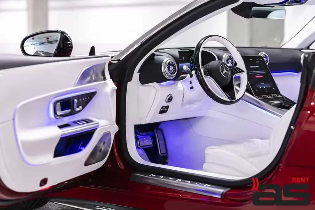 Maybach SL 680 4M Monogram Series Hood with Maybach Logo 03/2026-photo-18