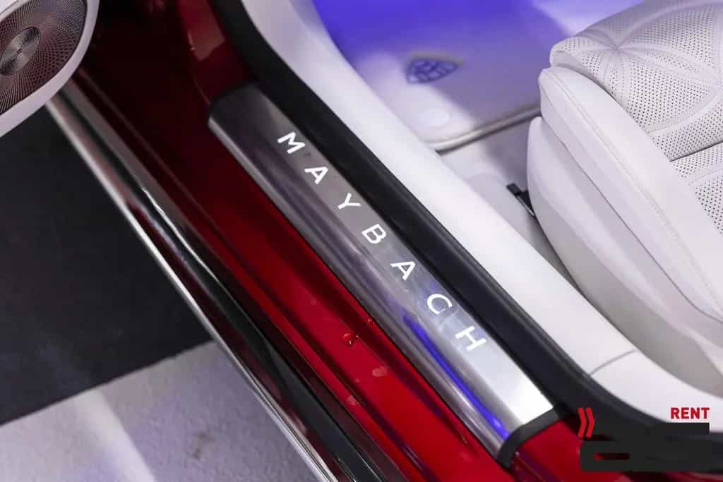 Maybach SL 680 4M Monogram Series Hood with Maybach Logo 03/2026-photo-20