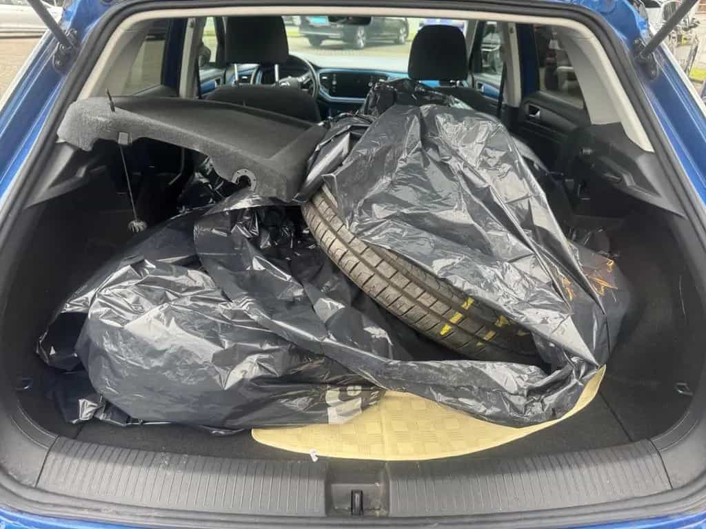 Volkswagen T-Roc Style 1.5 TSI Navi Climatronic Sitzheizung 04/2019-photo-11