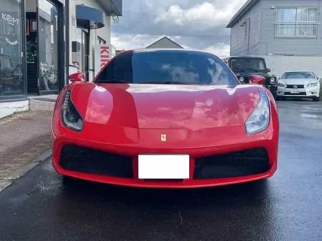 Ferrari 488 GTB F1 DCT 03/2016-photo-1