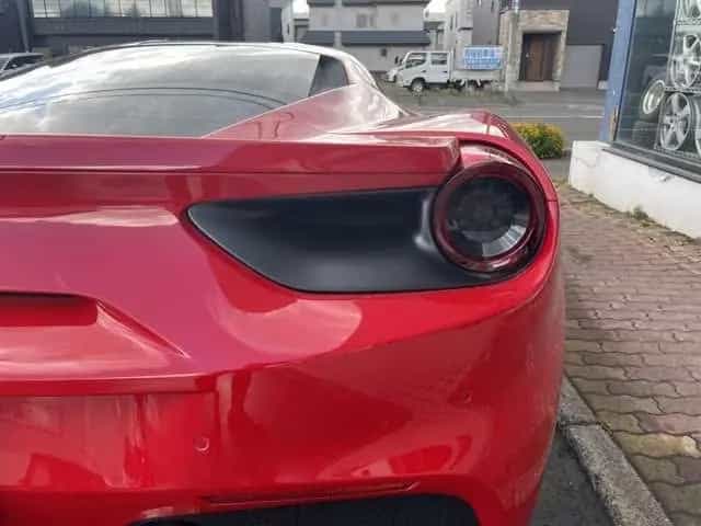 Ferrari 488 GTB F1 DCT 03/2016-photo-31