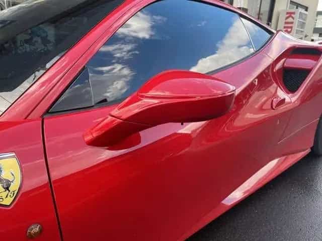 Ferrari 488 GTB F1 DCT 03/2016-photo-32