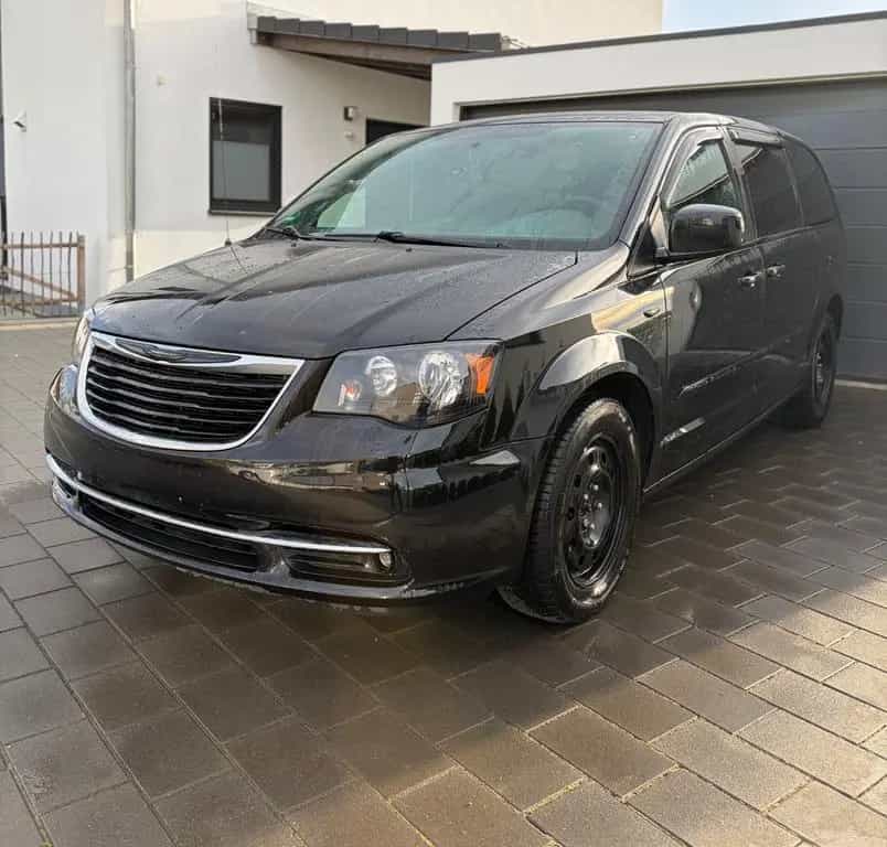 Chrysler Grand Voyager 3.6 V6 Black Edition 10/2014-photo-1