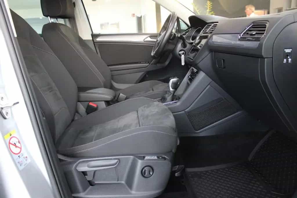 Volkswagen Tiguan Life 4Motion Standheizung*AHK 03/2021-photo-10