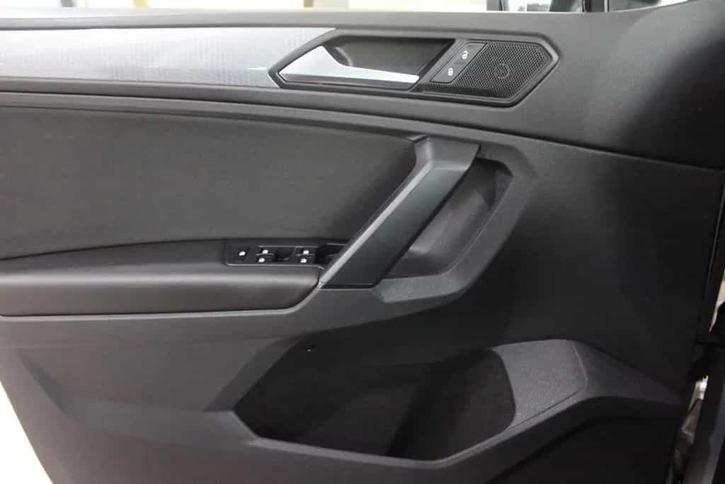 Volkswagen Tiguan Life 4Motion Standheizung*AHK 03/2021-photo-13