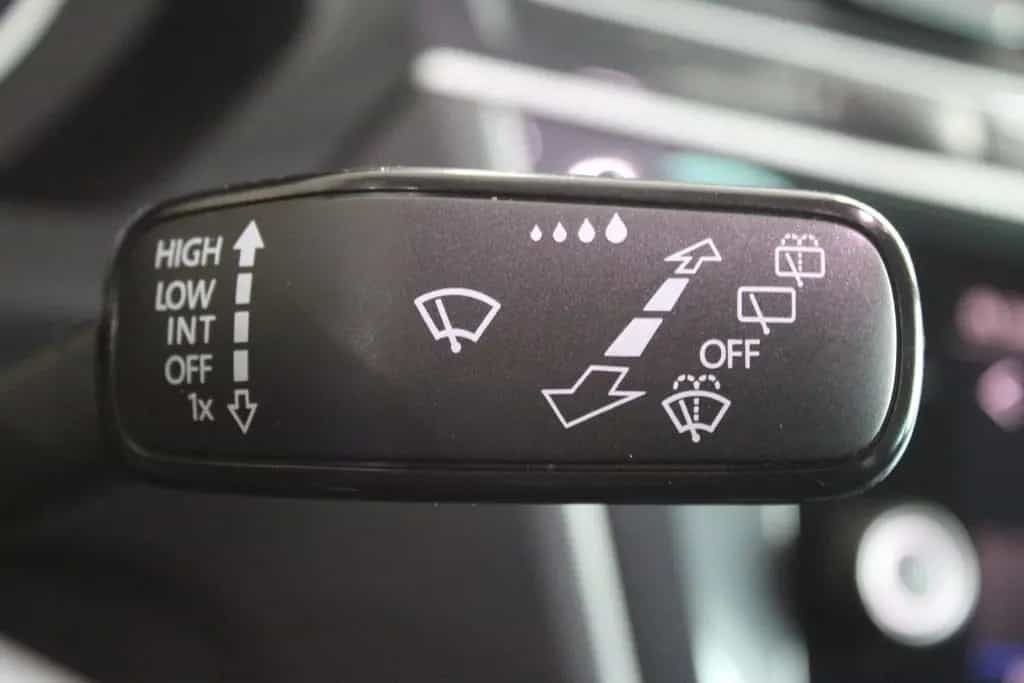 Volkswagen Tiguan Life 4Motion Standheizung*AHK 03/2021-photo-19