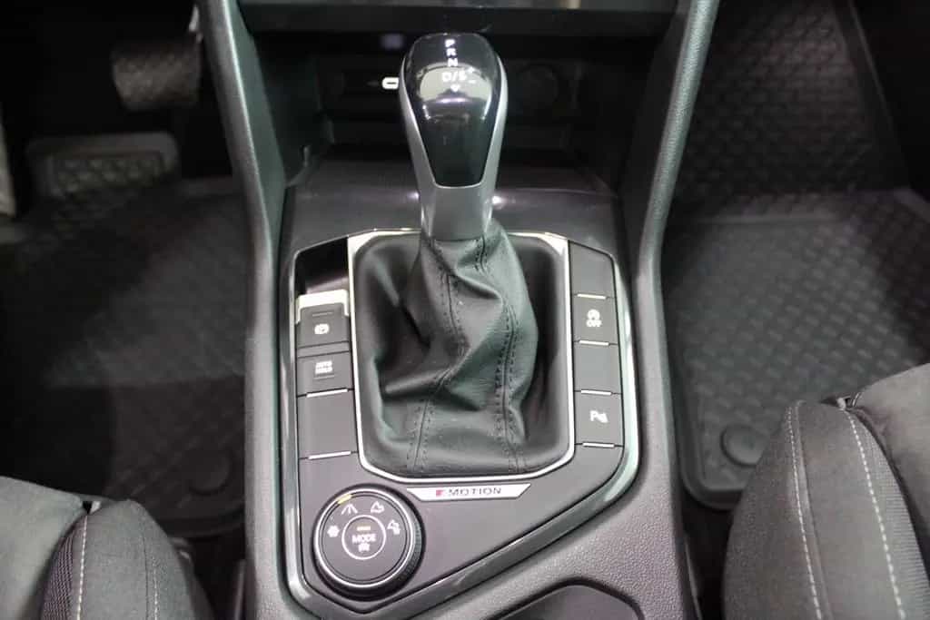 Volkswagen Tiguan Life 4Motion Standheizung*AHK 03/2021-photo-22