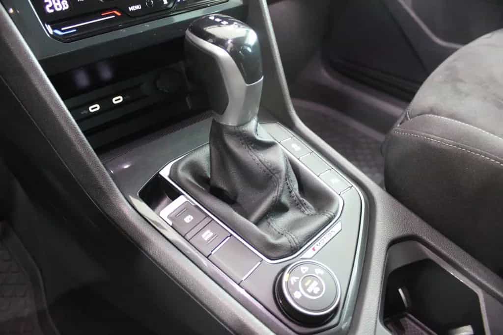 Volkswagen Tiguan Life 4Motion Standheizung*AHK 03/2021-photo-23