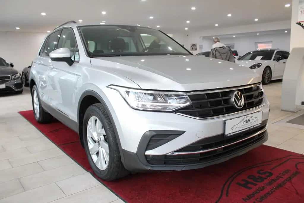 Volkswagen Tiguan Life 4Motion Standheizung*AHK 03/2021-photo-7