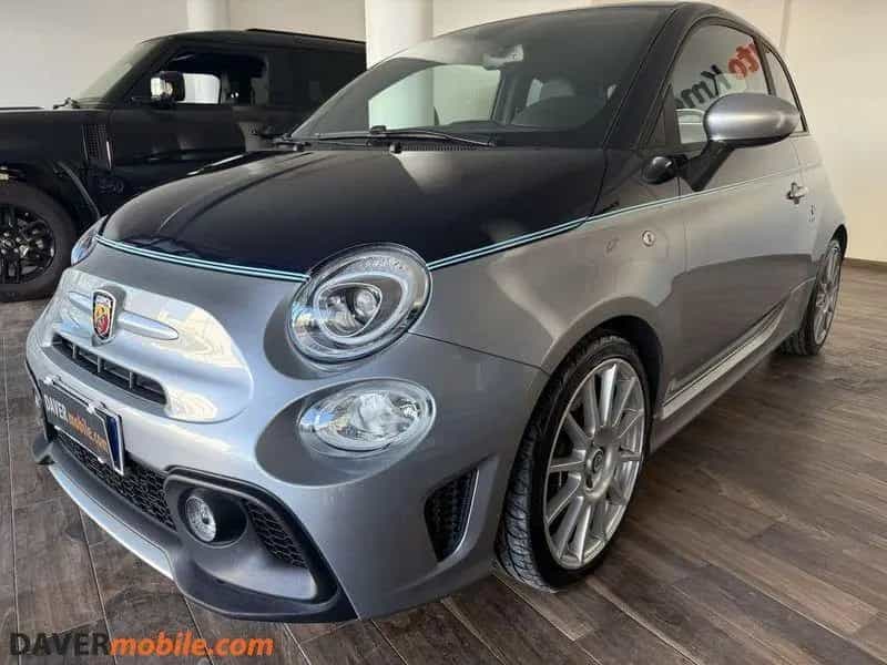 Abarth 695 695 1.4 Turbo T-Jet Rivale Special Ed 02/2018-photo-1