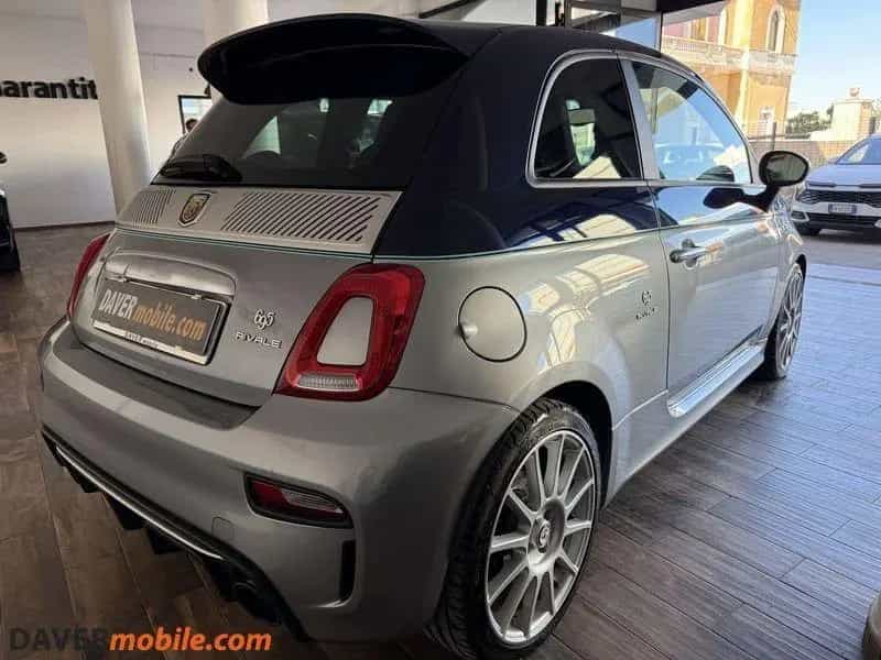 Abarth 695 695 1.4 Turbo T-Jet Rivale Special Ed 02/2018-photo-4