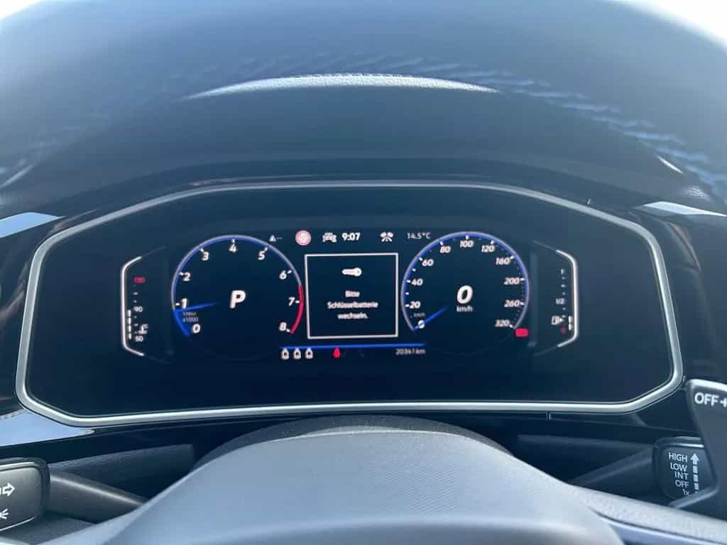 Volkswagen T-Roc R 4Motion 2.0 TSI*NAVI*PANO*KAM*SHZ*PDC*LE 02/2023-photo-6