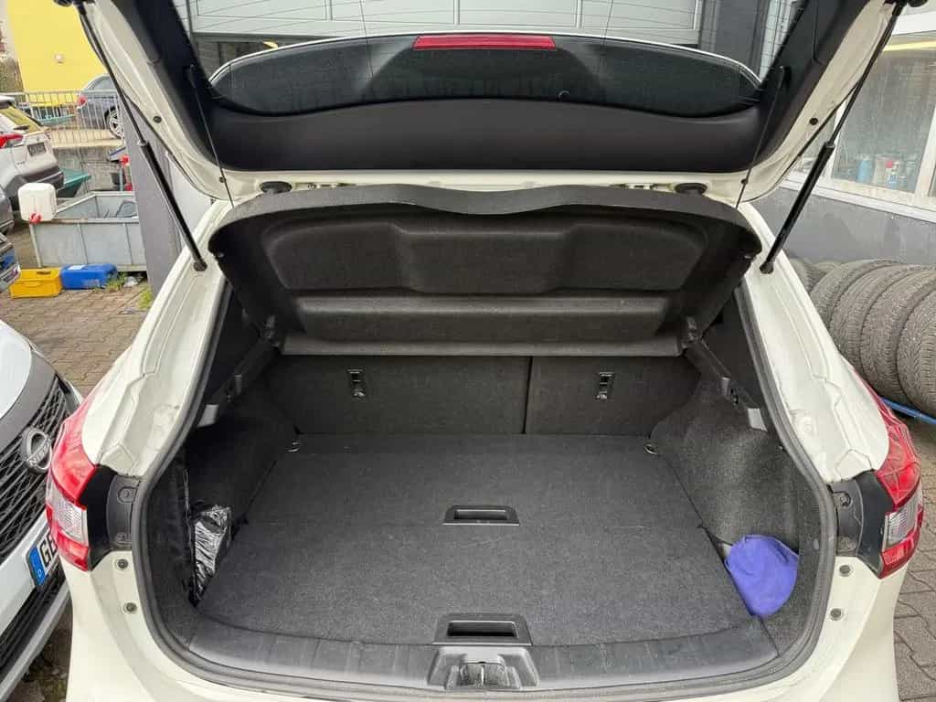 Nissan Qashqai 1.3 DIG-T 117 kW Tekna + 4x2 05/2019-photo-12