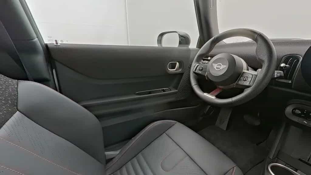 MINI Cooper S 03/2025-photo-10