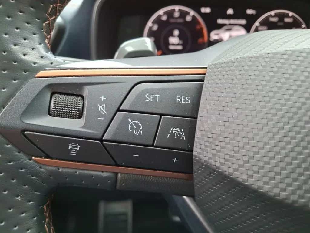 Cupra Formentor VZ 2.0 TSI 245PS LED Navi Kamera Leder 12/2021-photo-22