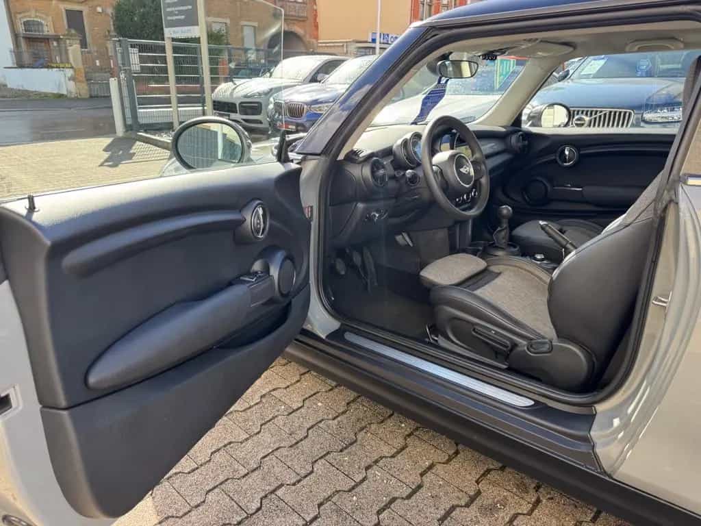 MINI Cooper 1.5*1HD*3-TRG*NAVI*LED*KLIMA*CARBON*6-GAN 02/2017-photo-10