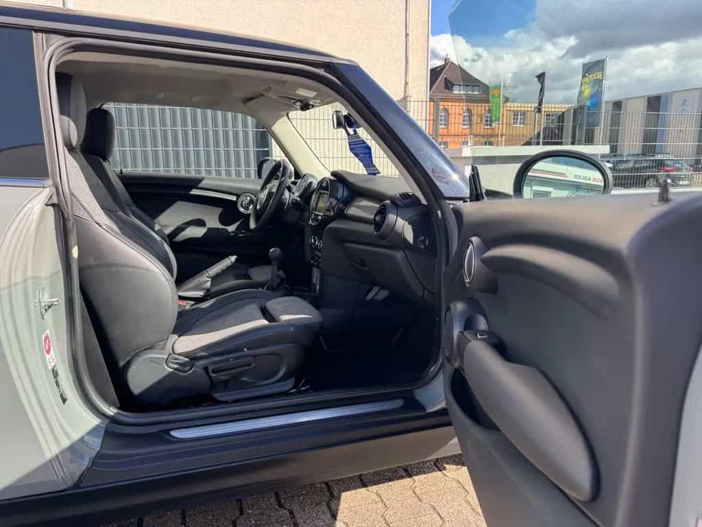MINI Cooper 1.5*1HD*3-TRG*NAVI*LED*KLIMA*CARBON*6-GAN 02/2017-photo-26