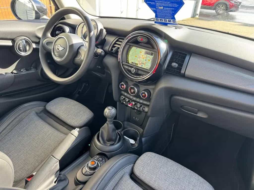 MINI Cooper 1.5*1HD*3-TRG*NAVI*LED*KLIMA*CARBON*6-GAN 02/2017-photo-36