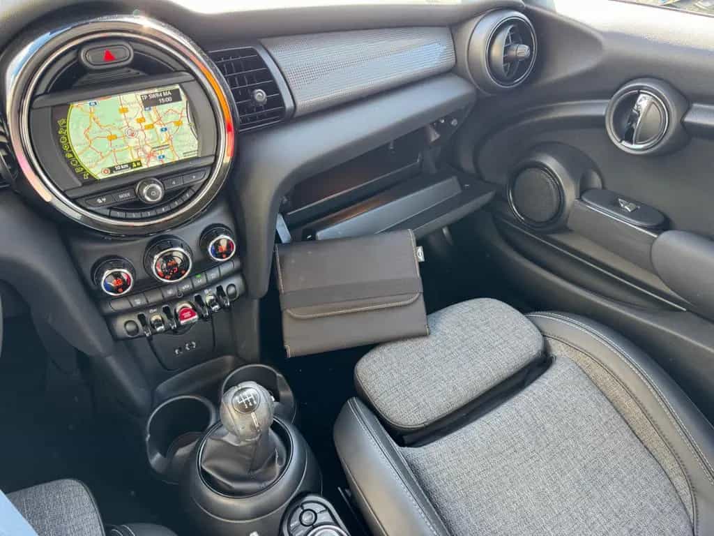 MINI Cooper 1.5*1HD*3-TRG*NAVI*LED*KLIMA*CARBON*6-GAN 02/2017-photo-38