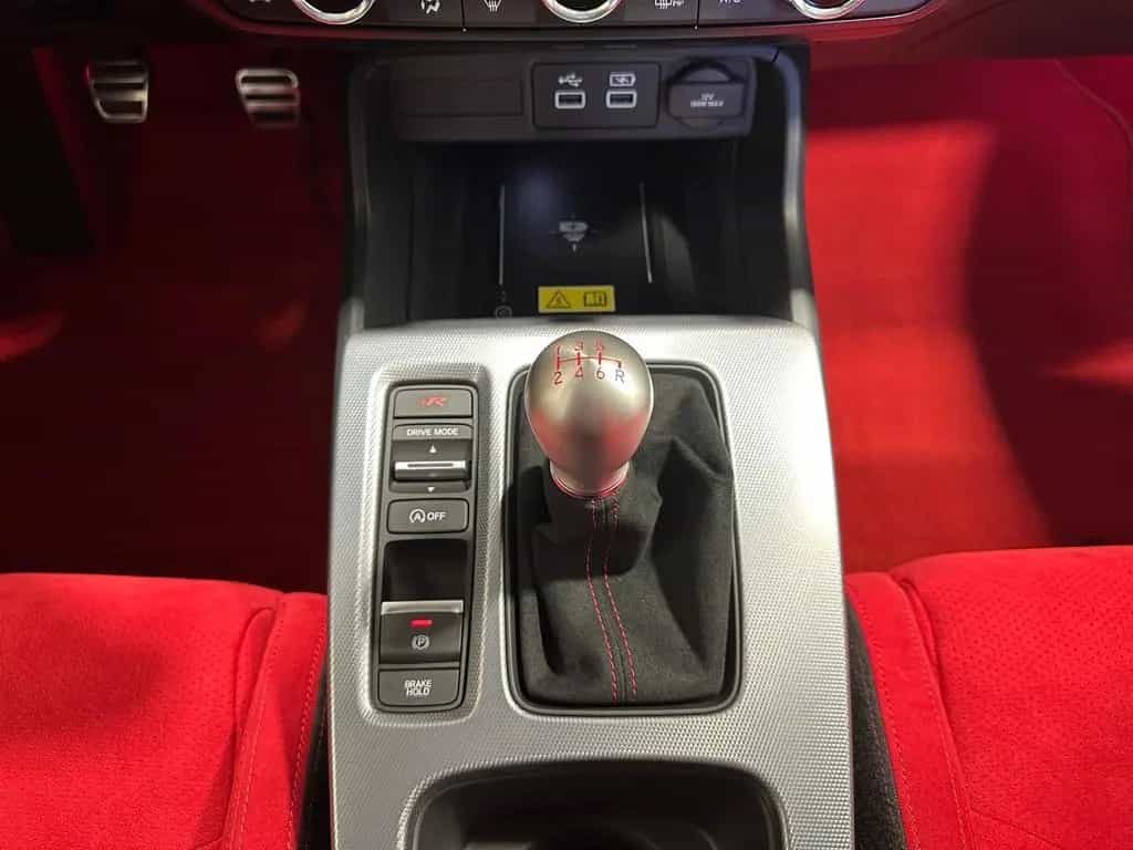 Honda Civic 2.0 i-VTEC Turbo Type R LED|Navi|ACC 03/2025-photo-17