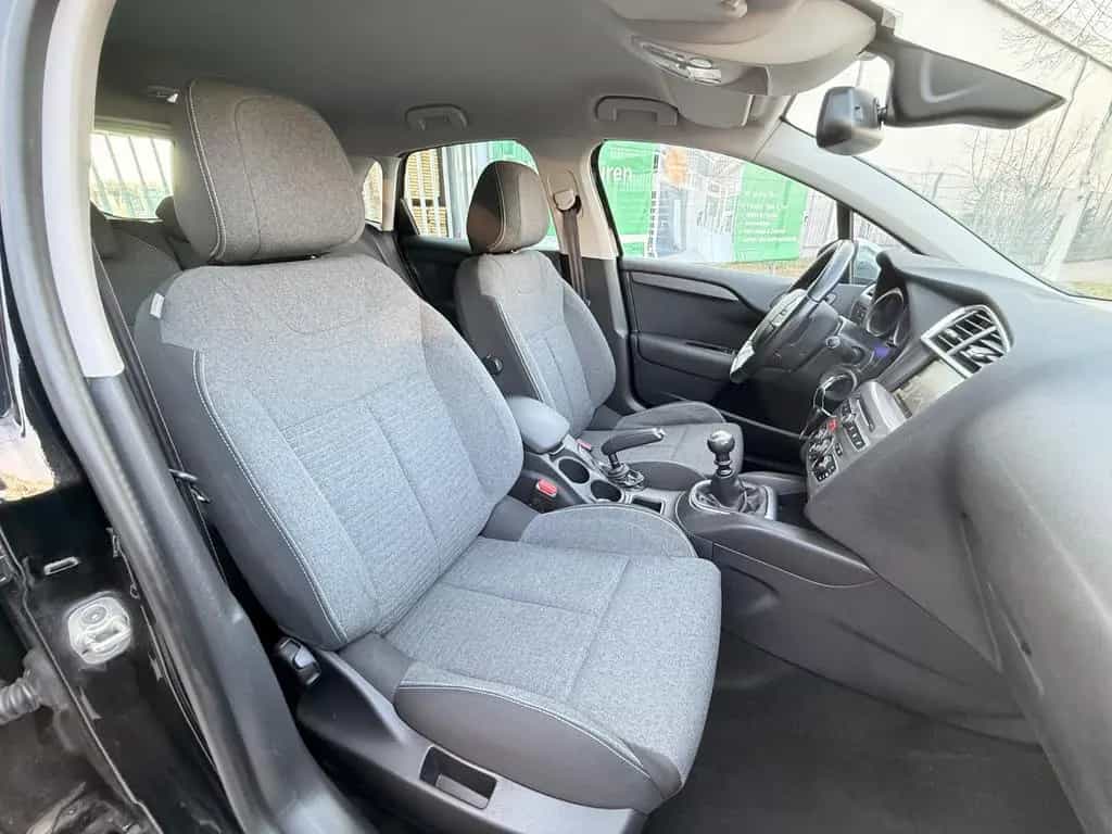 Citroën C4 Lim. *Navi*Tempomat* Klima*8Fachbereift Tüv 10/2016-photo-16