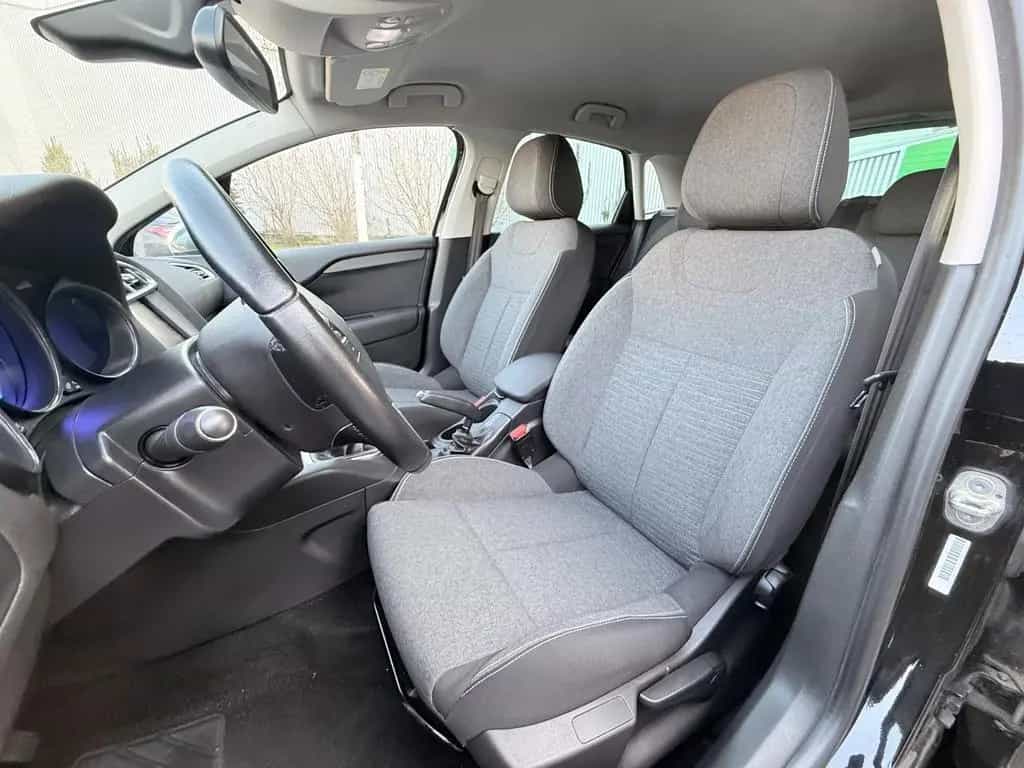 Citroën C4 Lim. *Navi*Tempomat* Klima*8Fachbereift Tüv 10/2016-photo-8