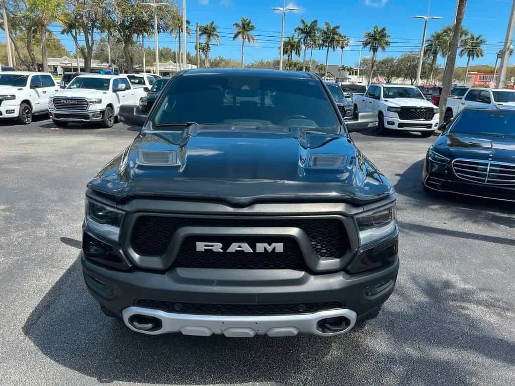 Dodge RAM Rebel 1500 4x4 CrewCab unfallfrei im Vorlauf 07/2023-photo-2