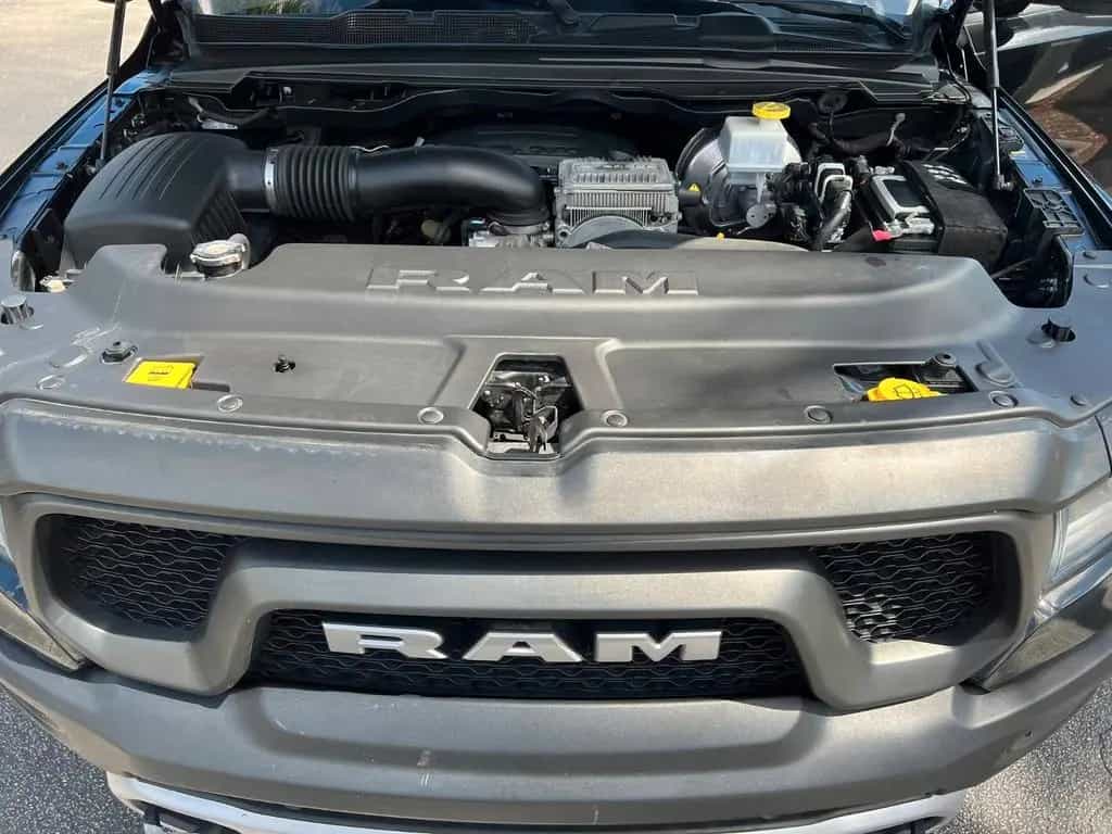 Dodge RAM Rebel 1500 4x4 CrewCab unfallfrei im Vorlauf 07/2023-photo-37