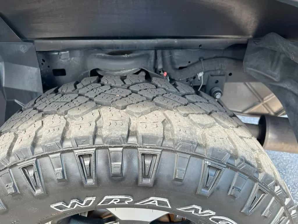 Dodge RAM Rebel 1500 4x4 CrewCab unfallfrei im Vorlauf 07/2023-photo-38